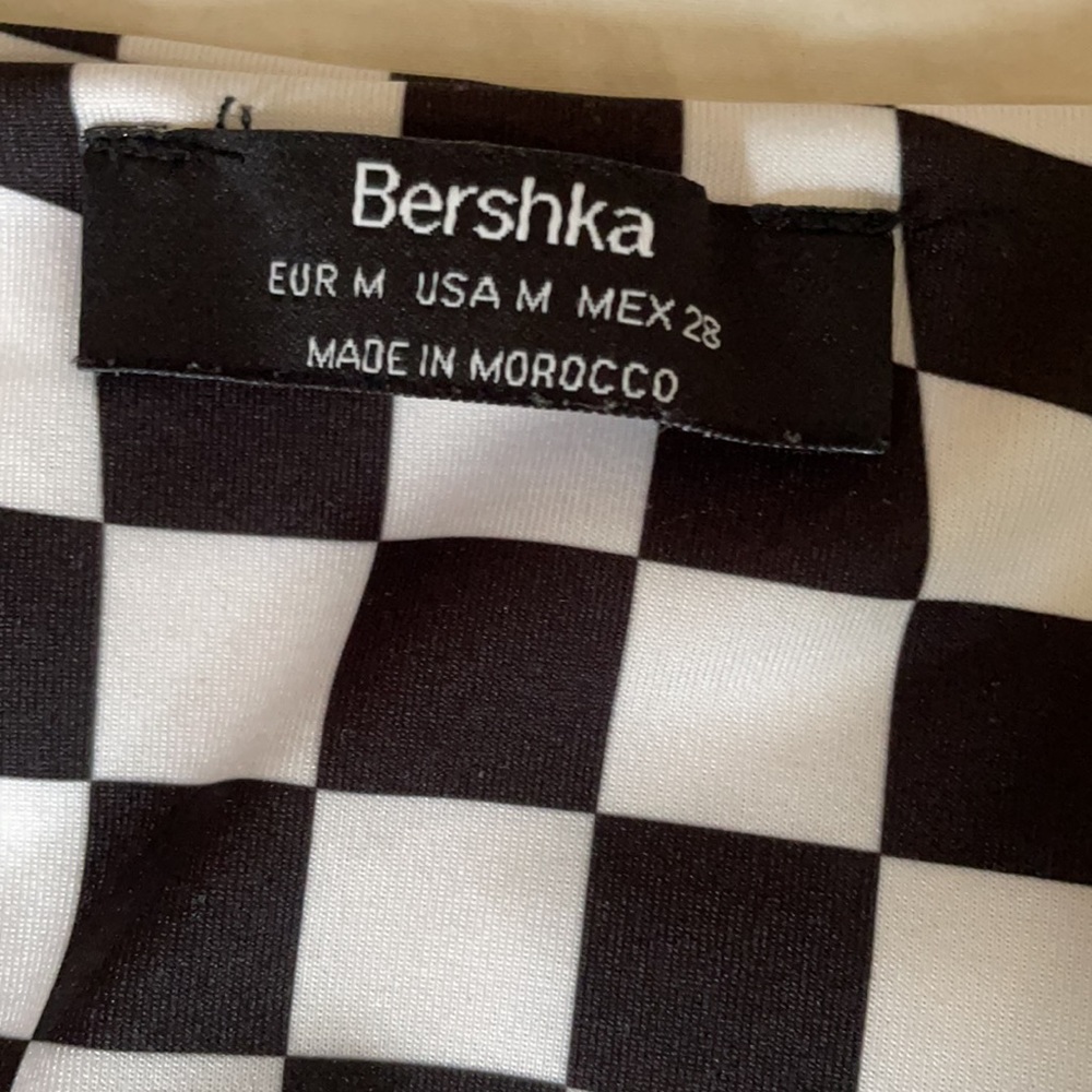 Psychedelic Checkered Crop Top - Picture 15 of 15